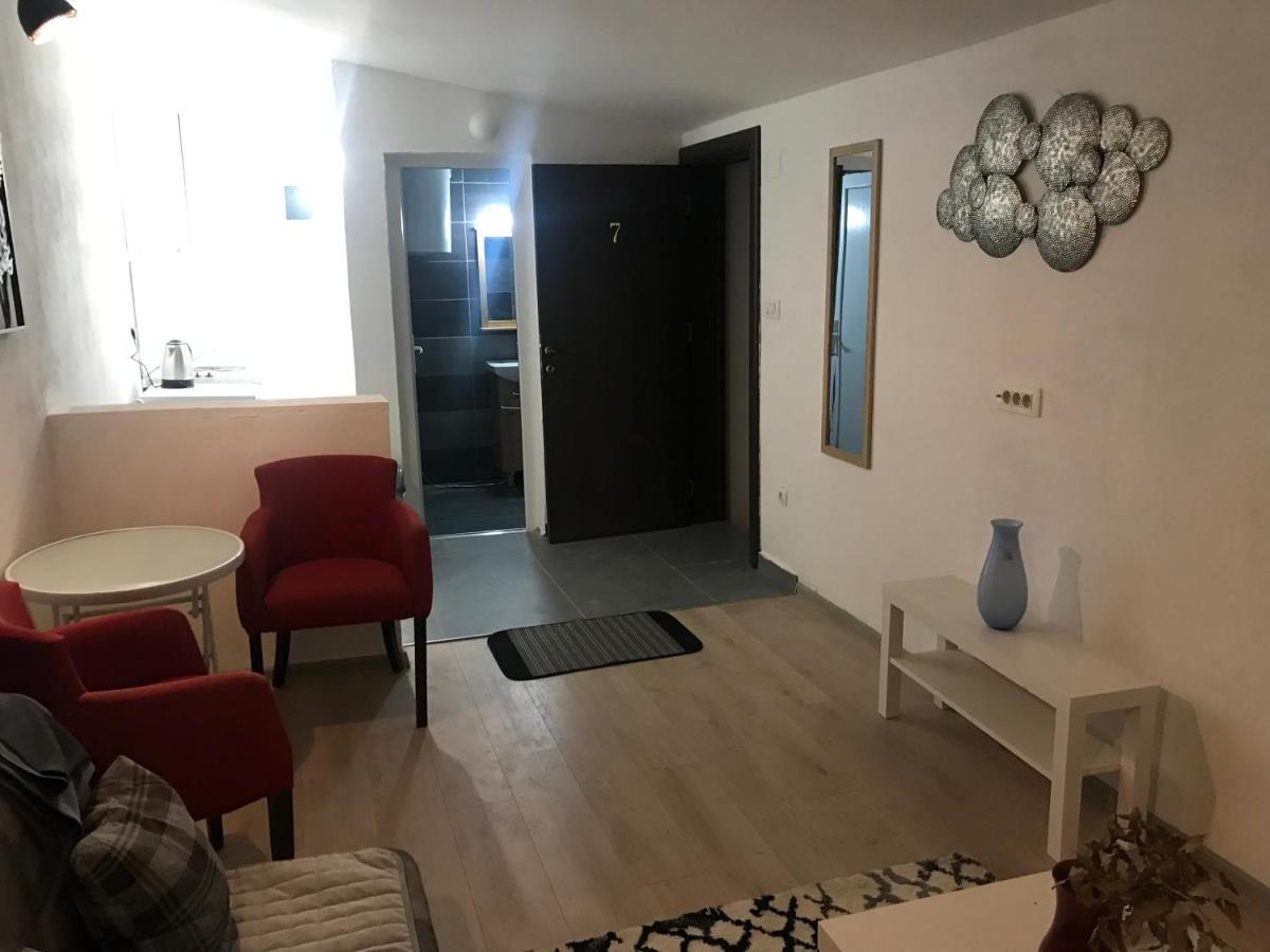Apartment Old Town Podgorica Eksteriør bilde